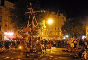 2008  