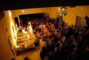 2009  