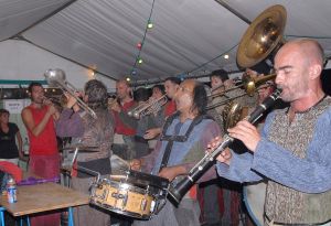 2009  