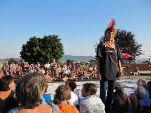 2012  