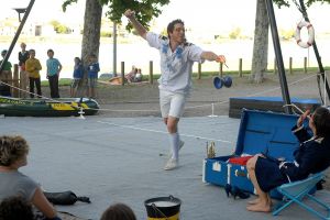 cie un de ces quatres  