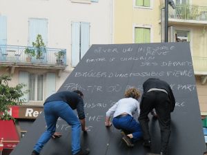 collectif bonheur interieur brut  