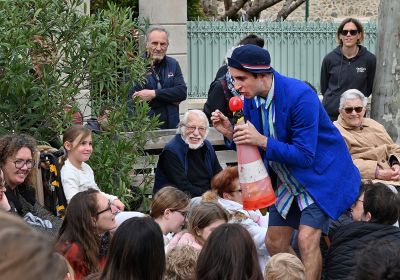 Les Enfants Sérieux
