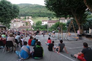 la tournoyante  