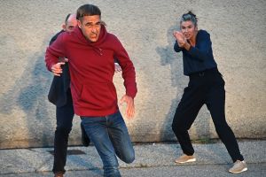 collectif jamais trop dart  